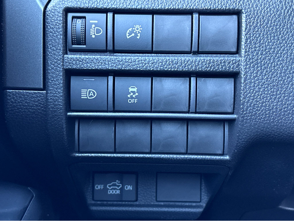 Used 2025 Toyota Tacoma SR5 image 14