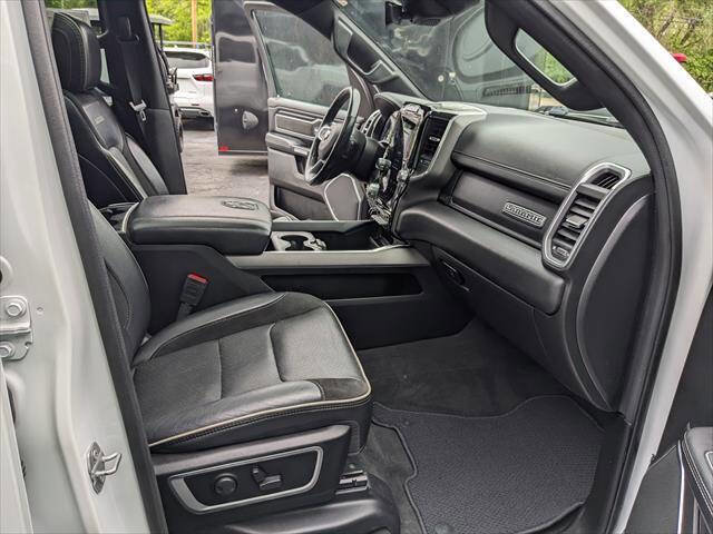 Used 2022 RAM 1500 Laramie AWD/4WD image 16