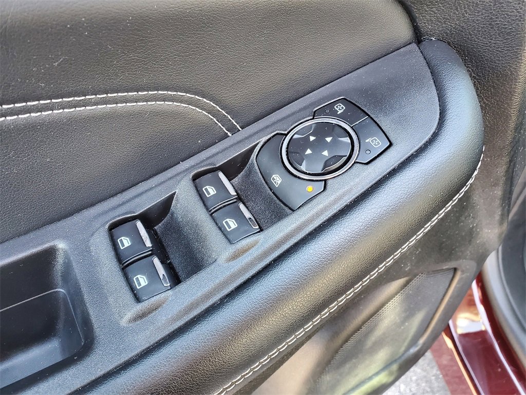 Used 2024 Ford Edge Titanium image 25