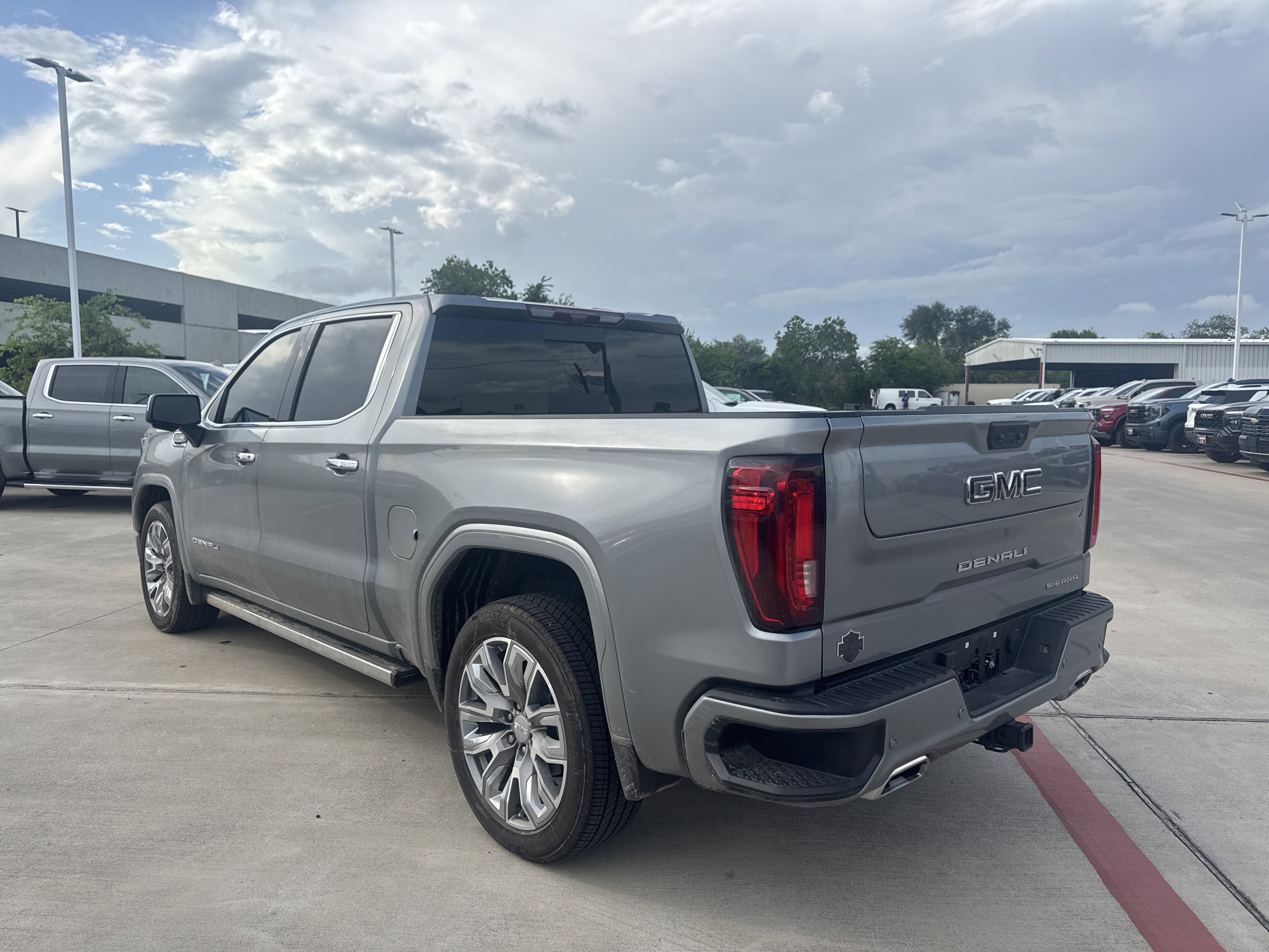 Used 2025 GMC Sierra 1500 Denali w/ Denali Reserve Package RWD image 10