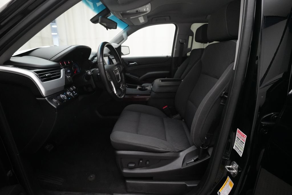 Used 2019 GMC Yukon SLE w/ HD Trailering Package AWD/4WD image 7