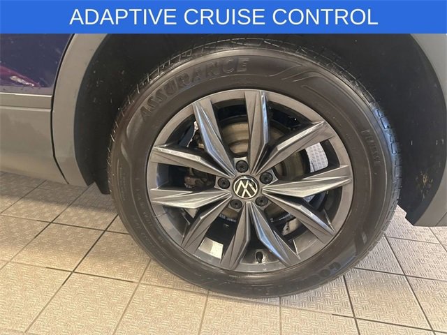 Used 2022 Volkswagen Tiguan SE image 14