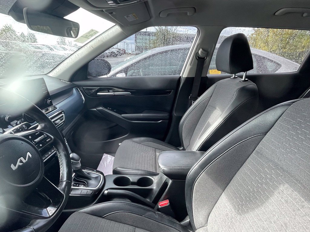Used 2023 Kia Seltos S FWD image 4