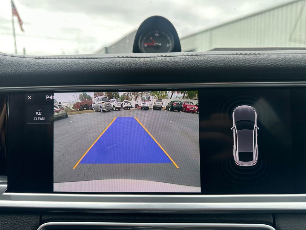 Used 2019 Porsche Panamera 4 image 48