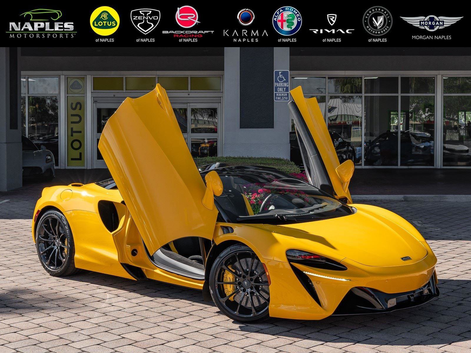 Used 2025 McLaren Artura Spider image 1