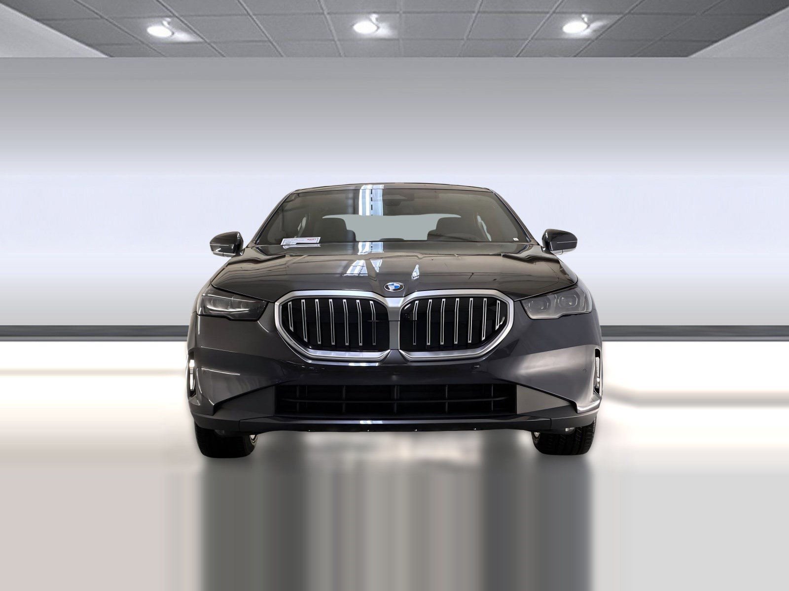 Used 2026 BMW 530i w/ Premium Package RWD image 5
