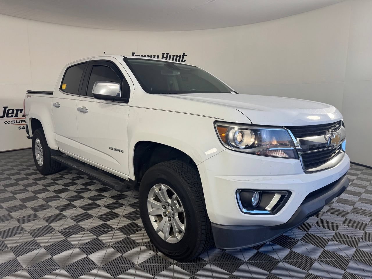 Used 2019 Chevrolet Colorado LT w/ Luxury Package, Chrome AWD/4WD image 6