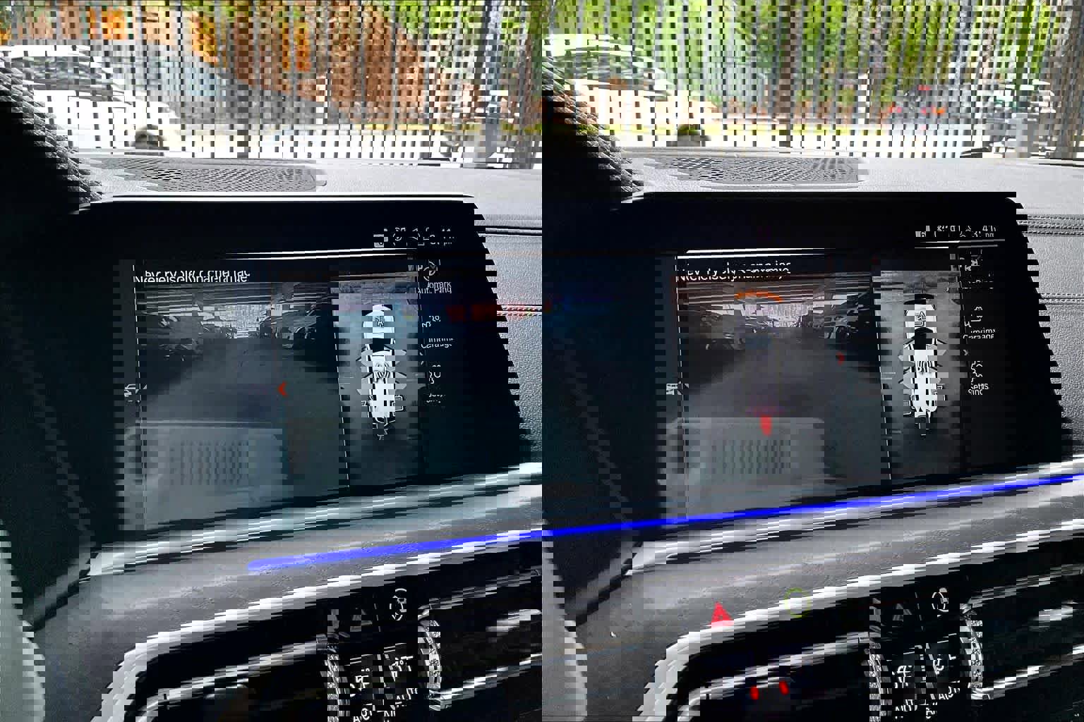 Used 2022 BMW X7 xDrive40i w/ Premium Package AWD/4WD image 26