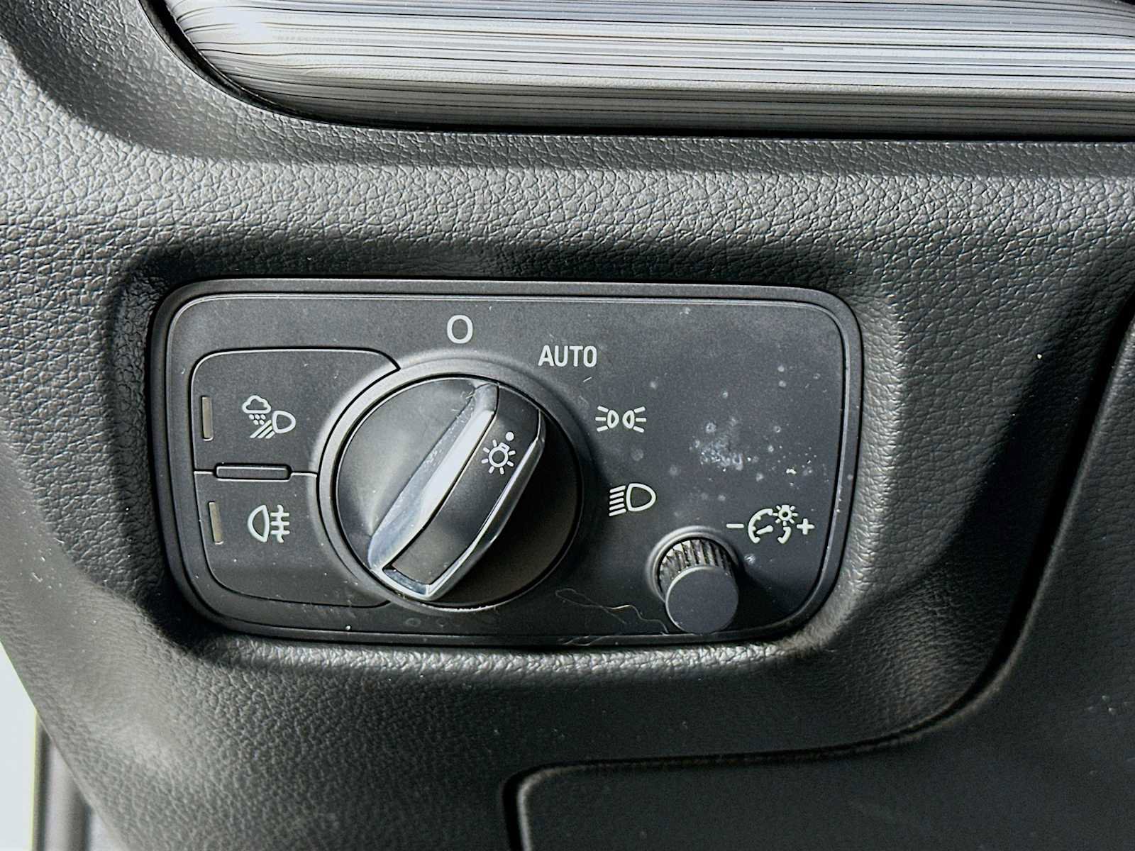 Used 2018 Audi A3 2.0T Premium Plus image 10