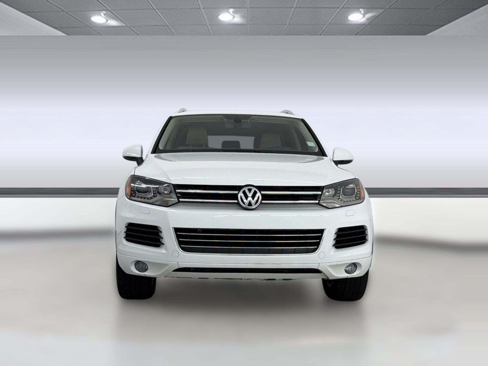Used 2013 Volkswagen Touareg Sport AWD/4WD image 6