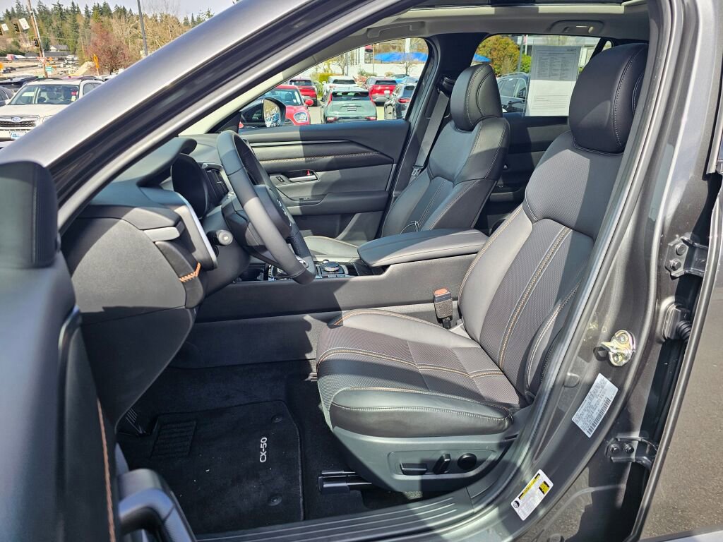 Used 2025 MAZDA CX-50 AWD 2.5 Hybrid w/ Premium Pkg image 22