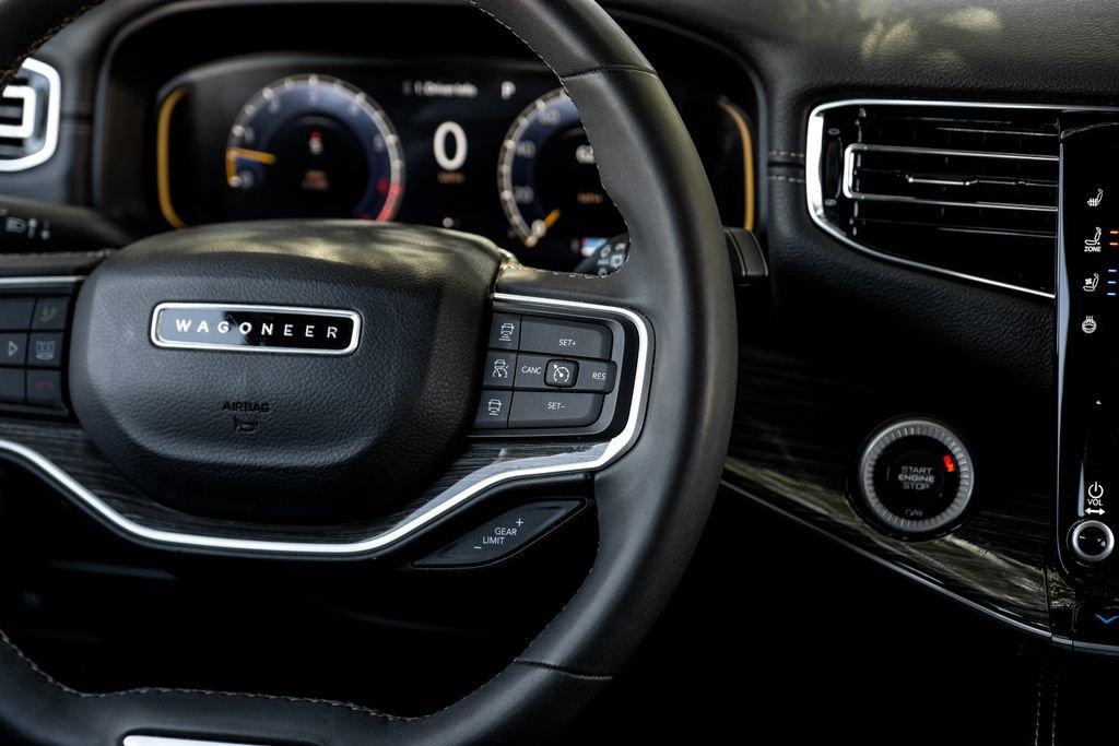 Used 2022 Jeep Wagoneer Series III image 27