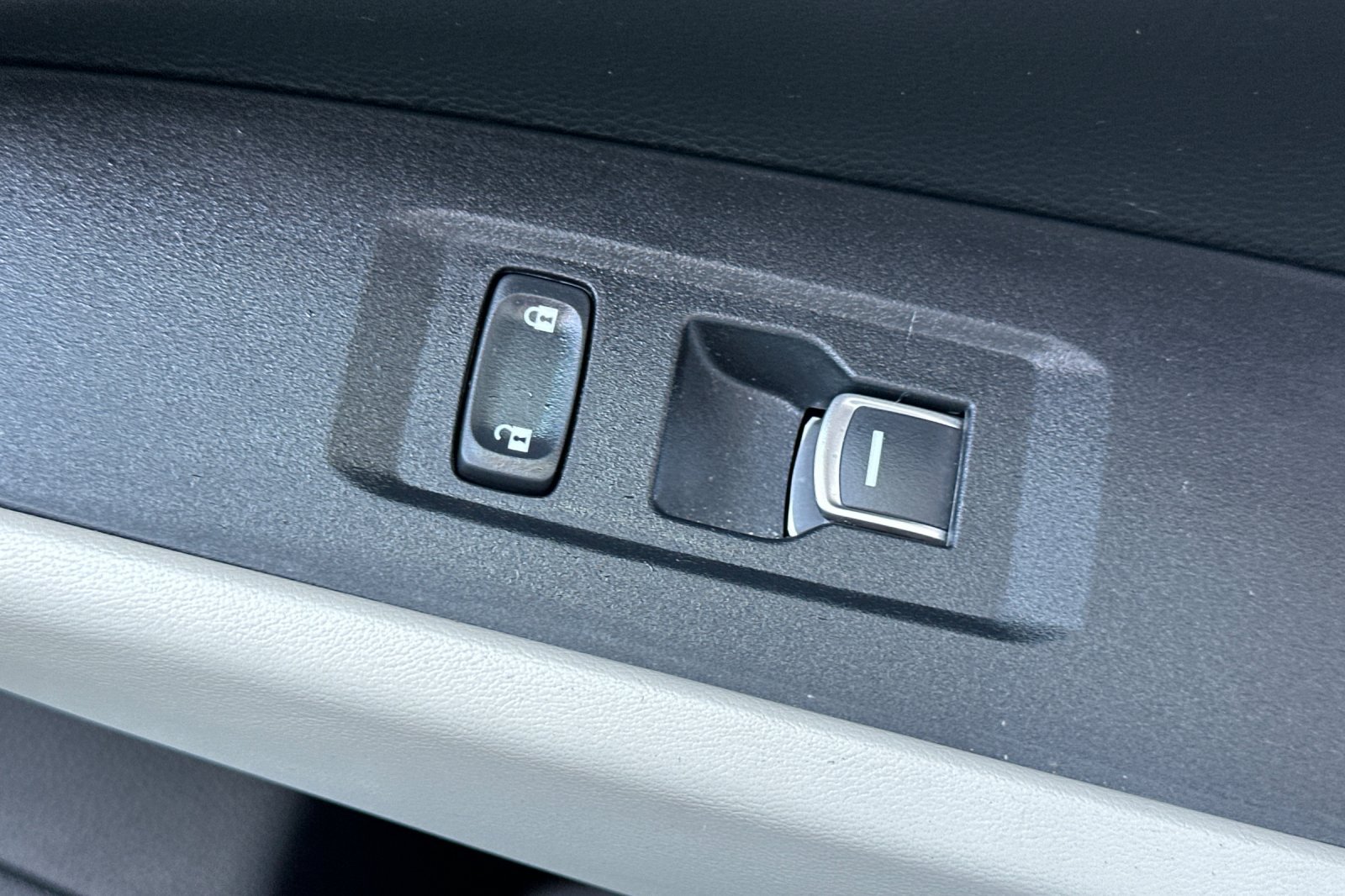 Used 2023 Honda Accord LX image 21