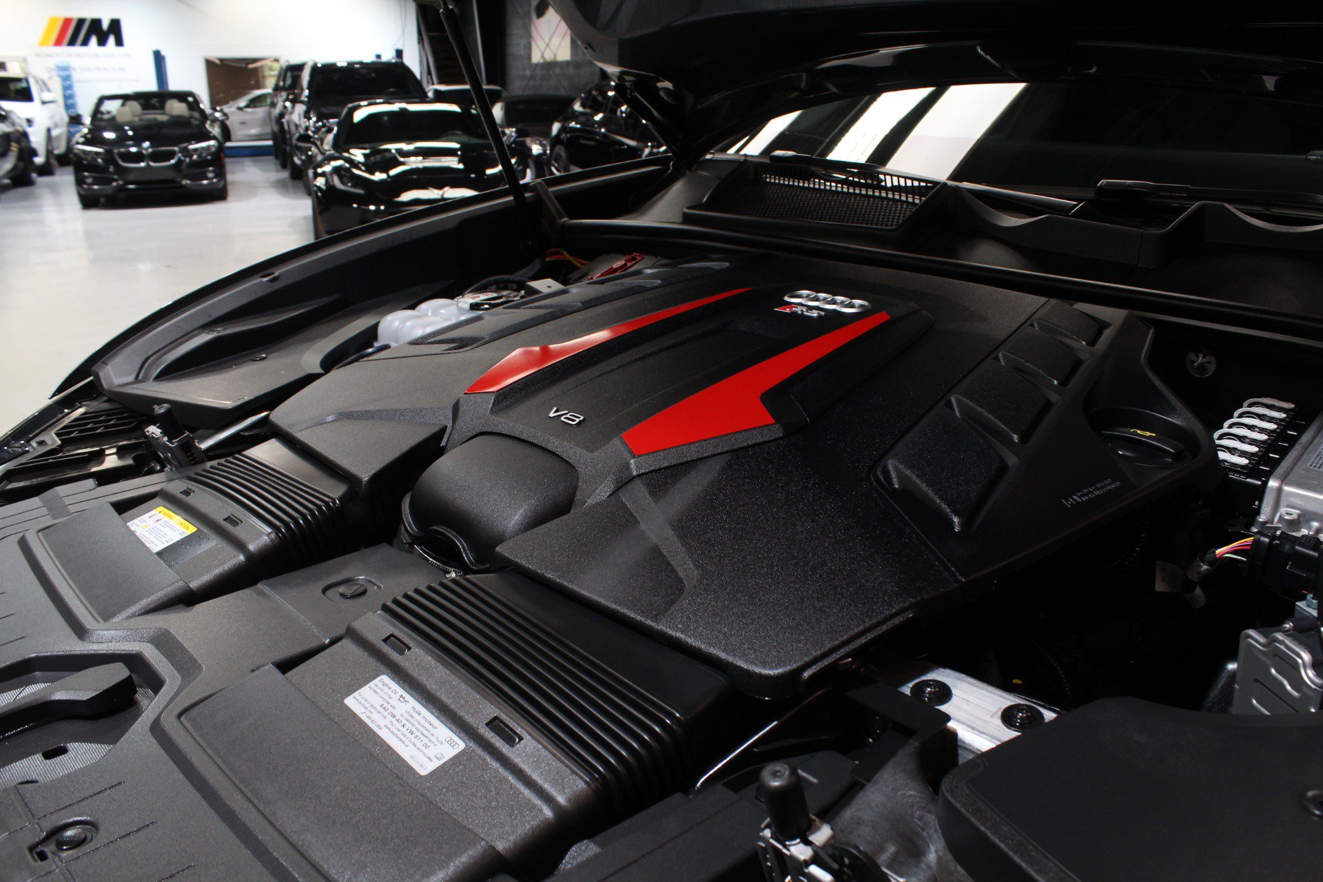 Used 2025 Audi RS Q8 performance AWD/4WD image 25