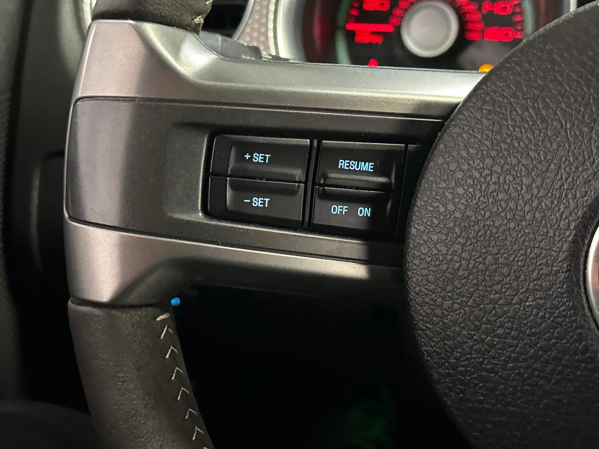 Used 2011 Ford Mustang Shelby GT500 w/ SVT Performance Pkg image 22