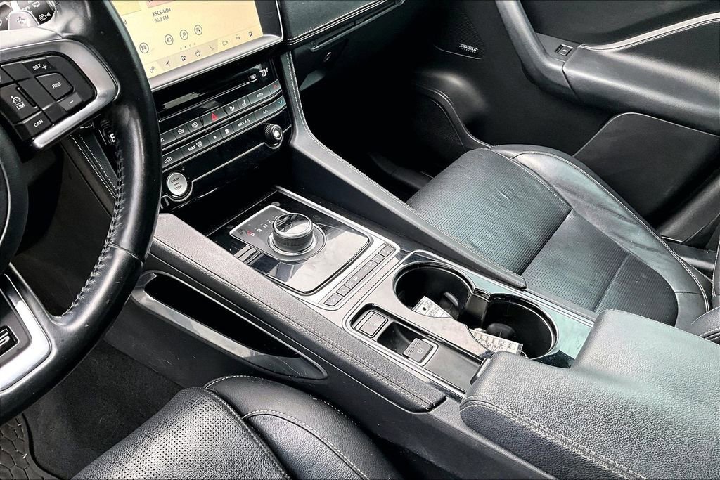 Used 2017 Jaguar F-PACE S image 14