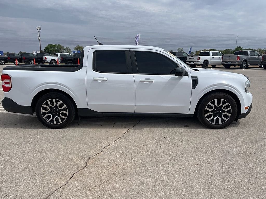 Used 2024 Ford Maverick Lariat FWD image 6