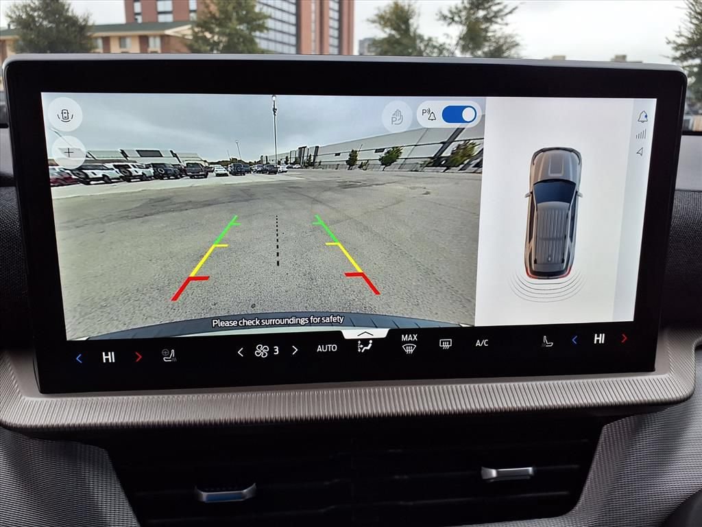 New 2026 Ford Explorer Active w/ Active Comfort Package RWD image 9