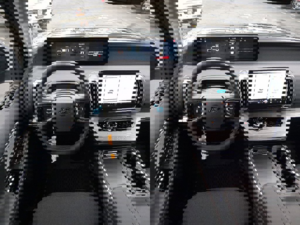 New 2025 Ford Expedition Max Active image 32