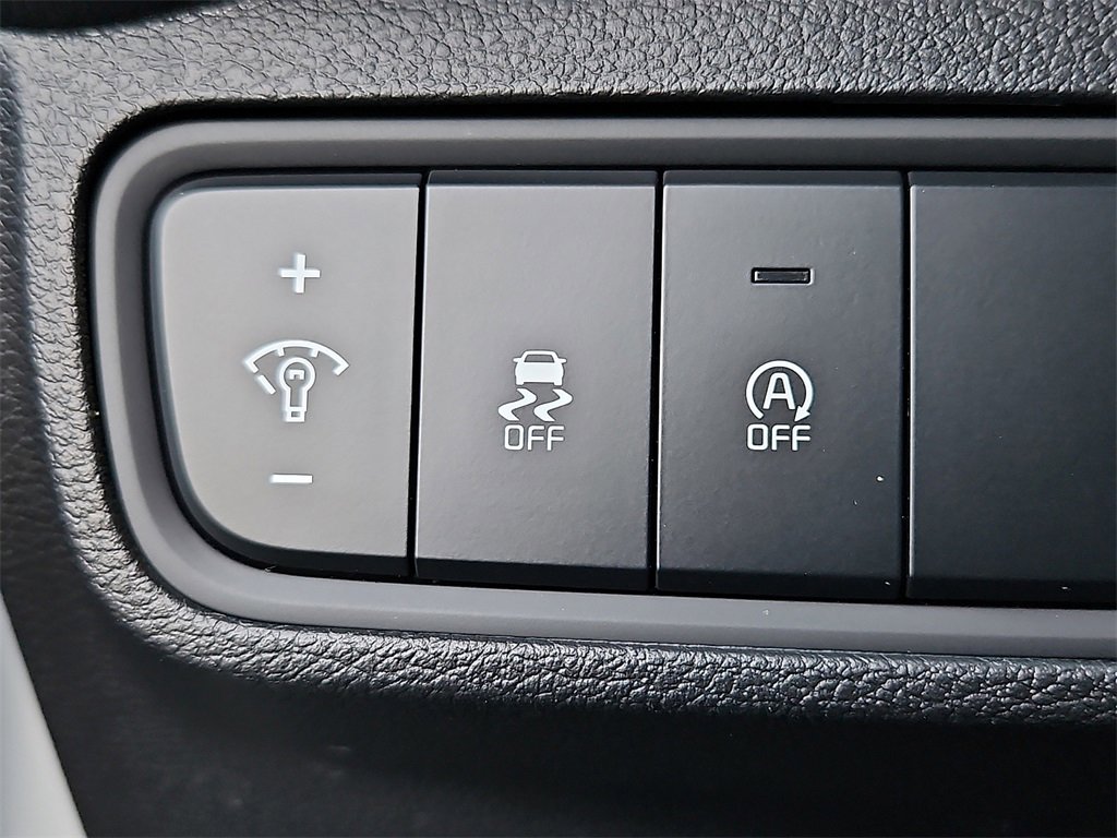 Certified 2025 Kia Soul LX w/ LX Technology Package image 23