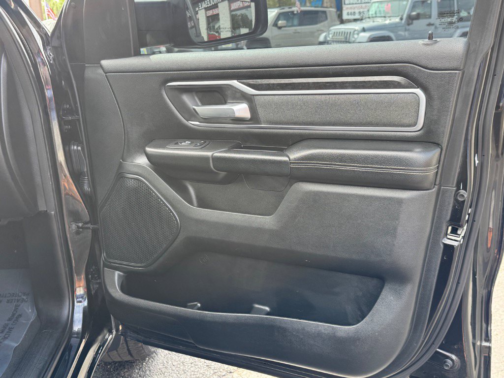 Used 2019 RAM 1500 Big Horn AWD/4WD image 19