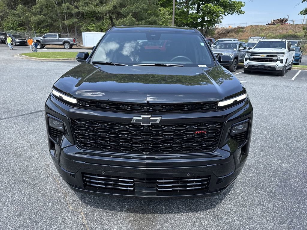 Used 2026 Chevrolet Traverse RS w/ LPO, Floor Liner Package FWD video 2