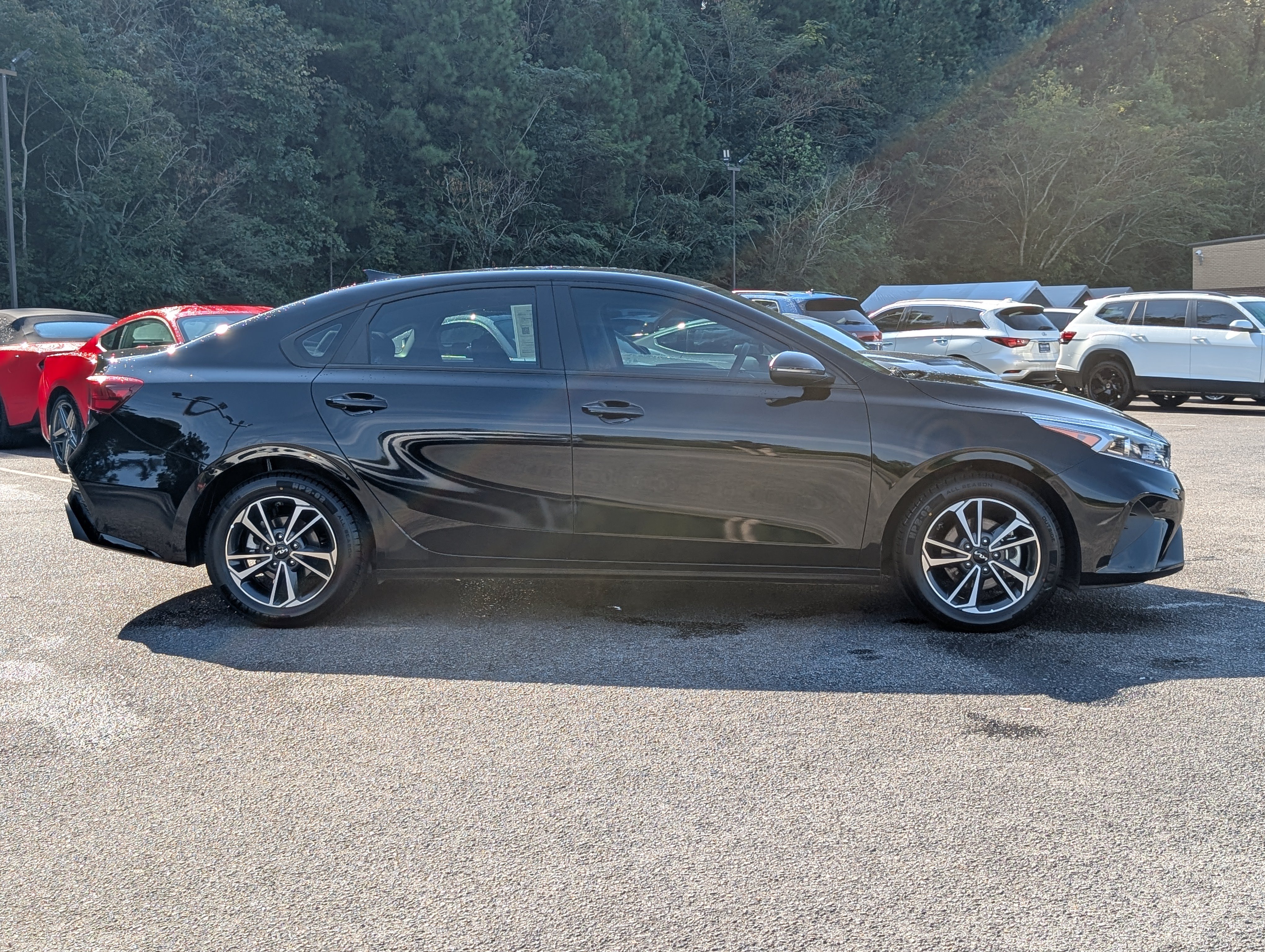 Used 2024 Kia Forte LXS w/ LXS Technology Package FWD image 10