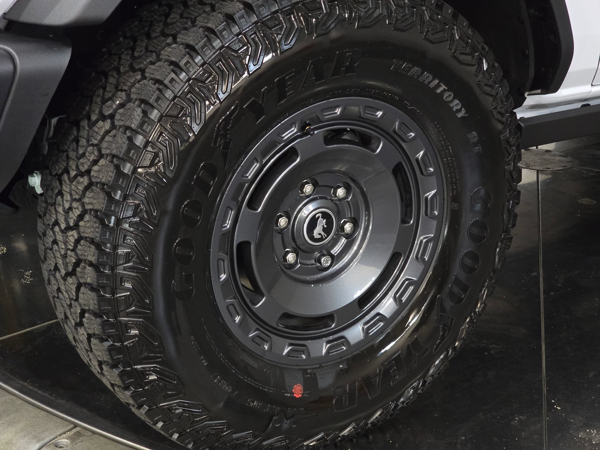 New 2025 Ford Bronco Badlands w/ Sasquatch Package AWD/4WD image 12
