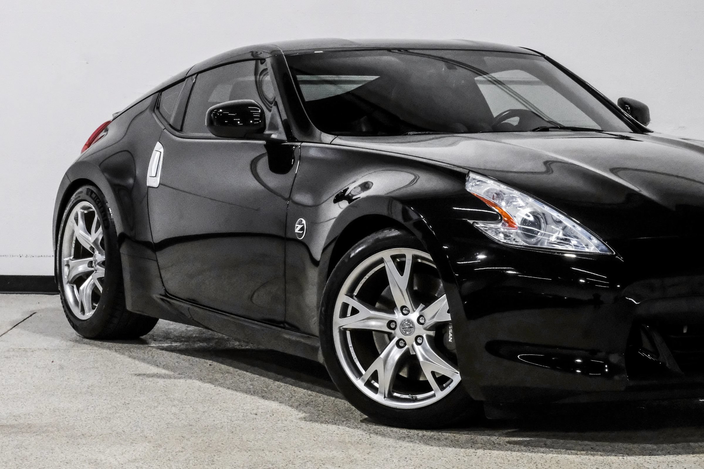 Used 2012 Nissan 370Z Touring w/ Sport Pkg RWD image 15