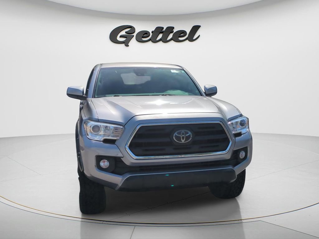 Used 2019 Toyota Tacoma SR5 RWD image 2