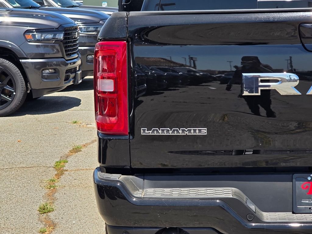 New 2026 RAM 1500 Laramie w/ Sport Appearance Package AWD/4WD image 6
