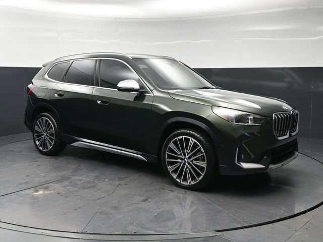 Used 2024 BMW X1 xDrive28i w/ Technology Package AWD/4WD image 3