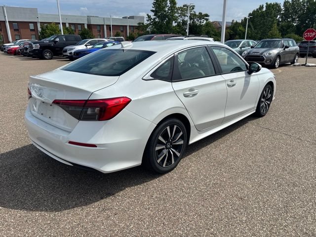 Used 2023 Honda Civic EX image 3