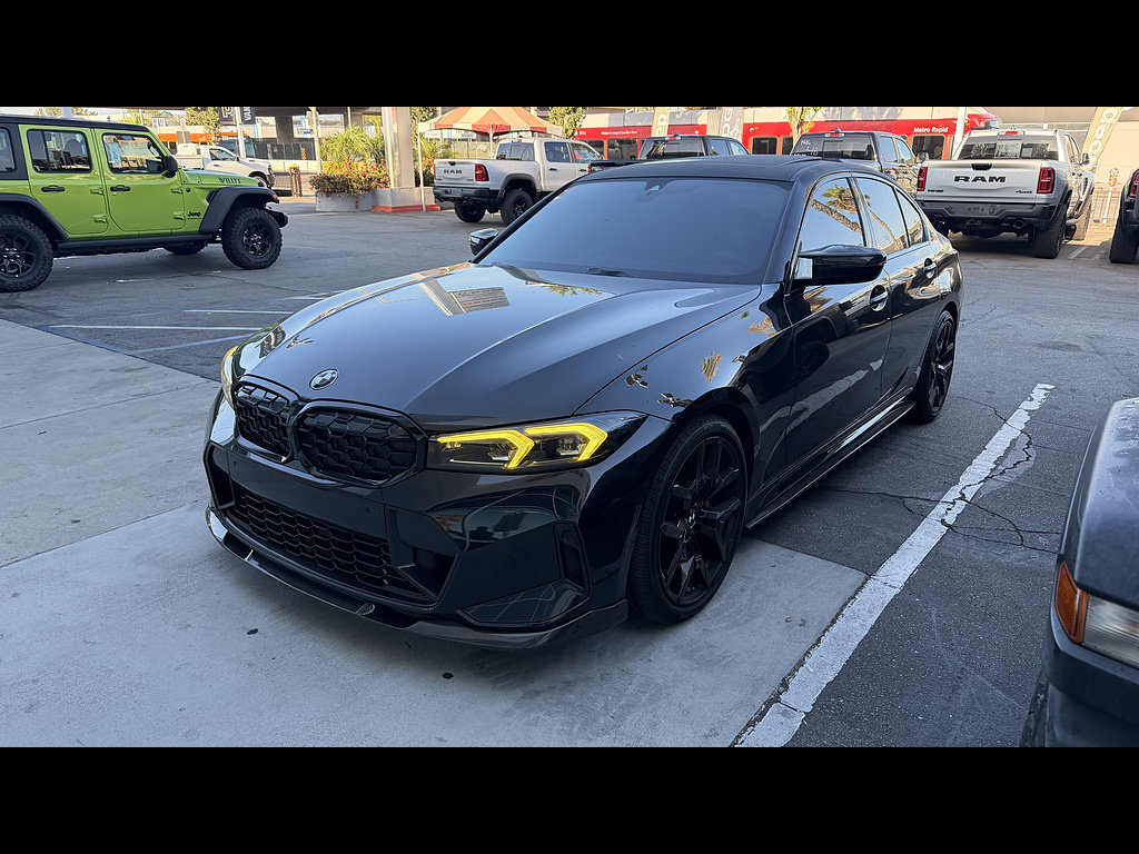 Used 2025 BMW M340i w/ Premium Package RWD image 2