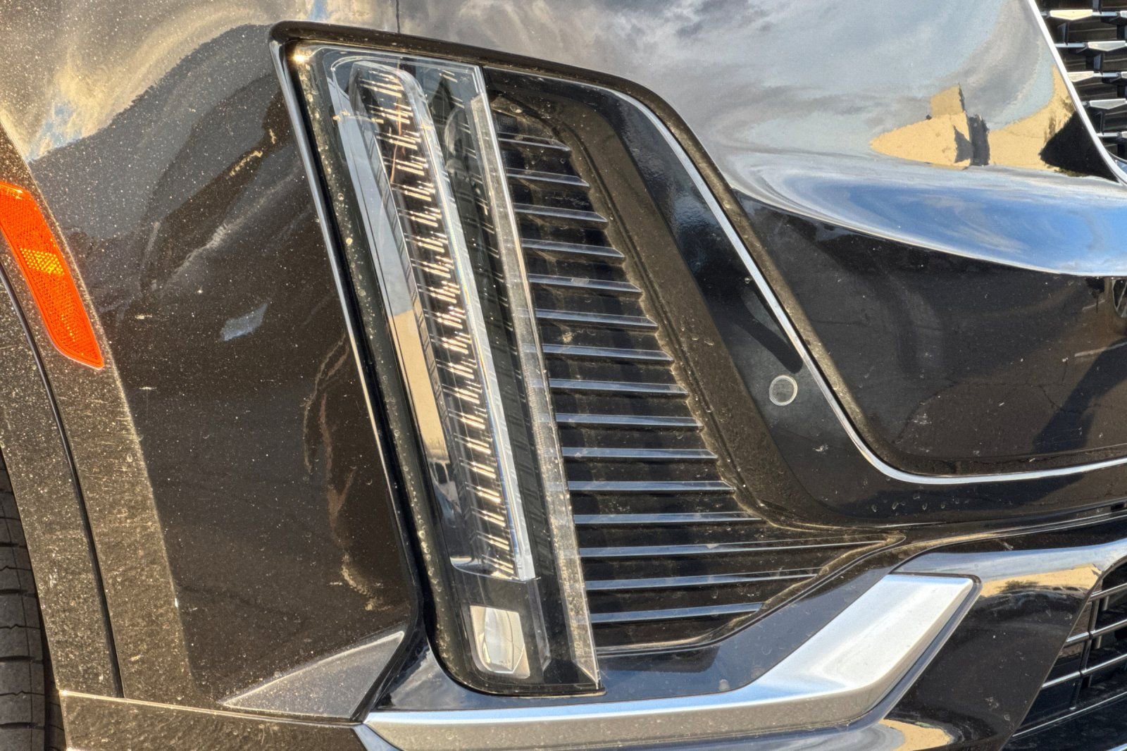 Used 2025 Cadillac XT6 Luxury image 41