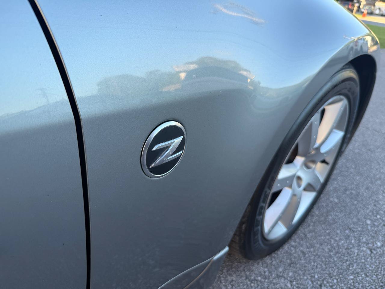 Used 2004 Nissan 350Z Touring RWD image 18