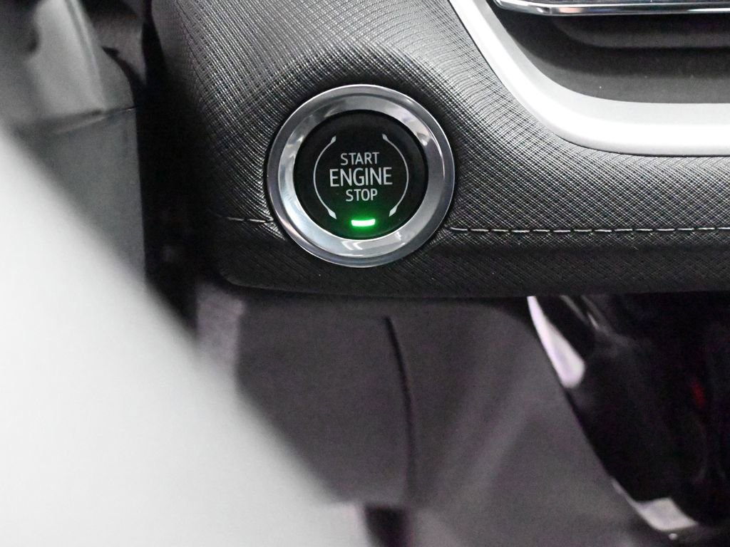 Used 2025 Chevrolet TrailBlazer LT w/ Driver Confidence Package image 42