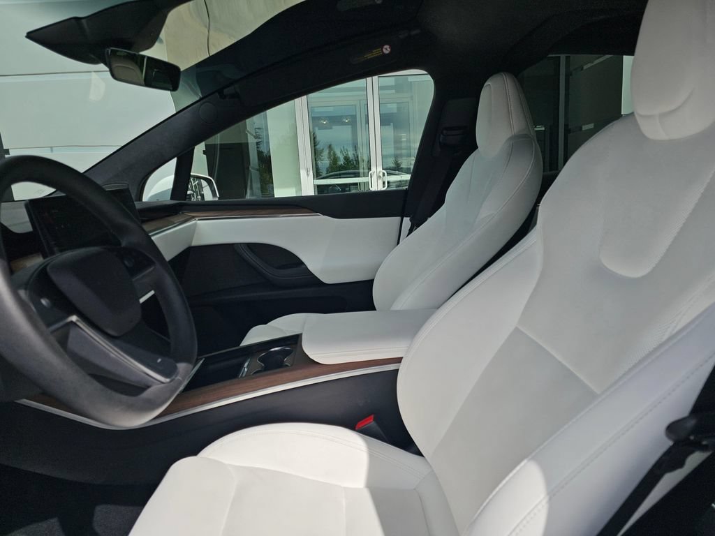Used 2024 Tesla Model X AWD/4WD image 24