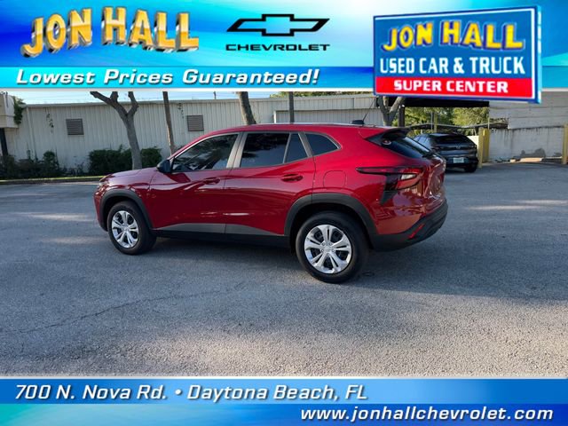Used 2026 Chevrolet Trax LS FWD image 6