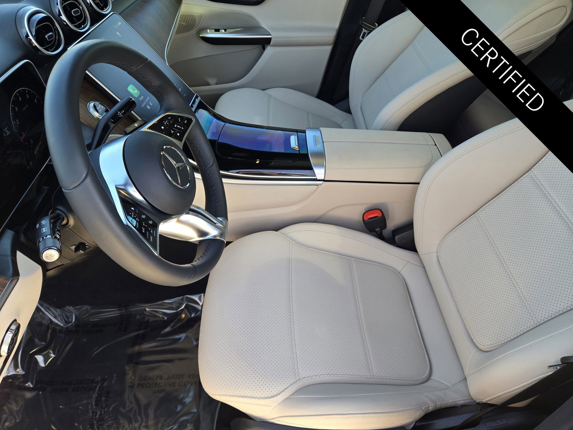 Certified 2026 Mercedes-Benz GLC 300 image 3