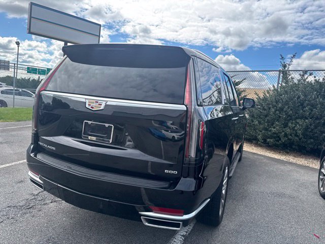 Used 2023 Cadillac Escalade Premium Luxury AWD/4WD image 6