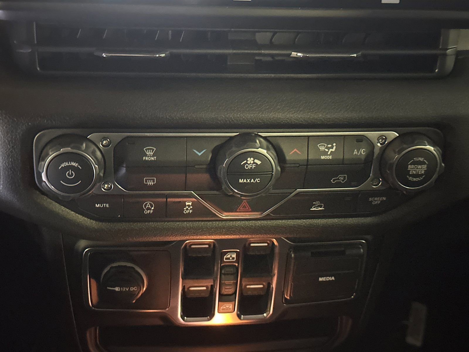 New 2026 Jeep Wrangler Sport image 19