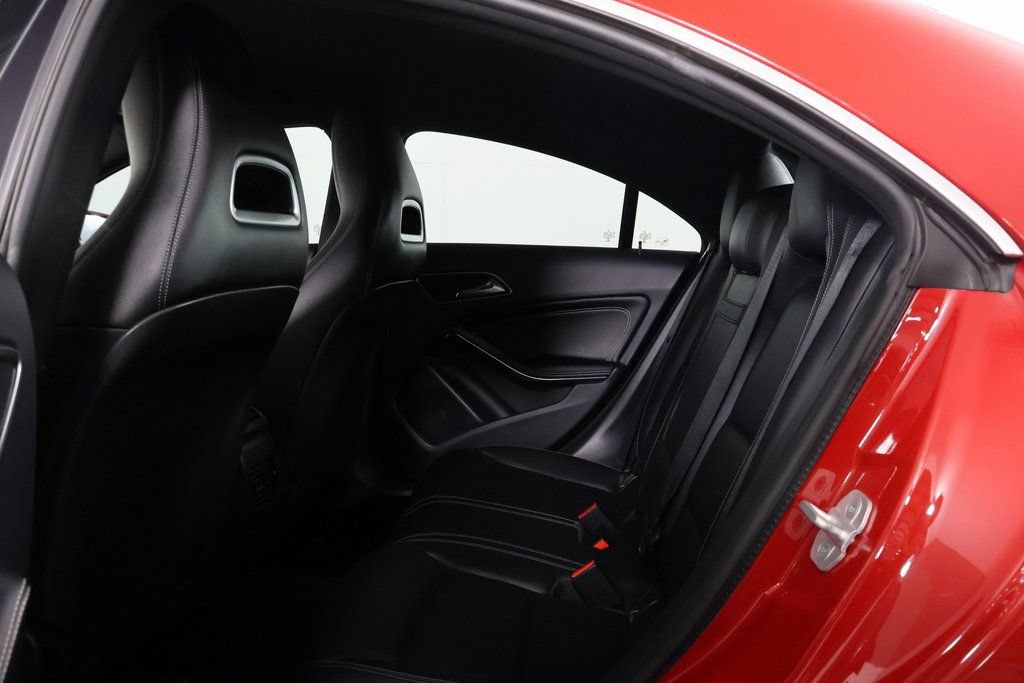 Used 2017 Mercedes-Benz CLA 250 image 11