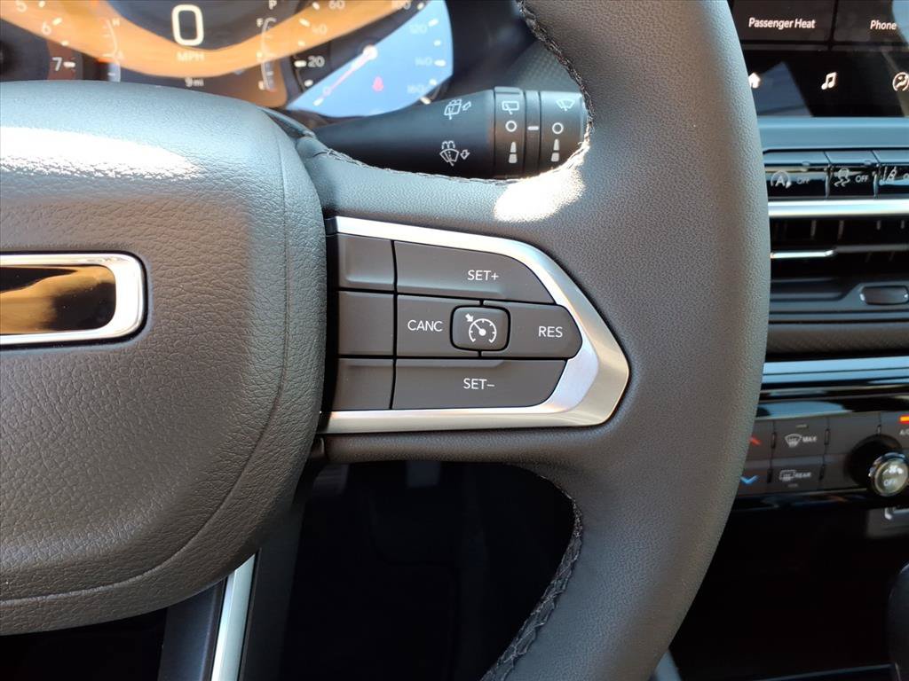 New 2026 Jeep Compass Latitude AWD/4WD image 23