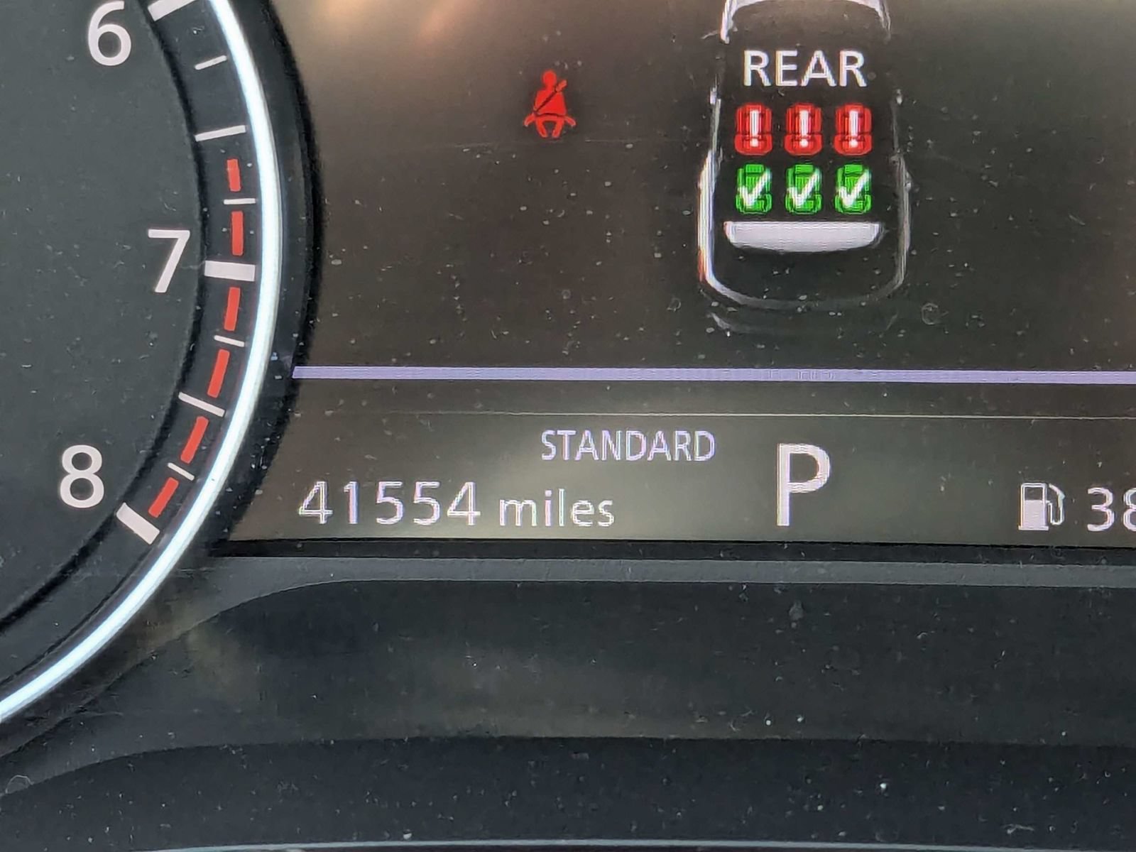 Used 2025 Nissan Pathfinder SV FWD image 33