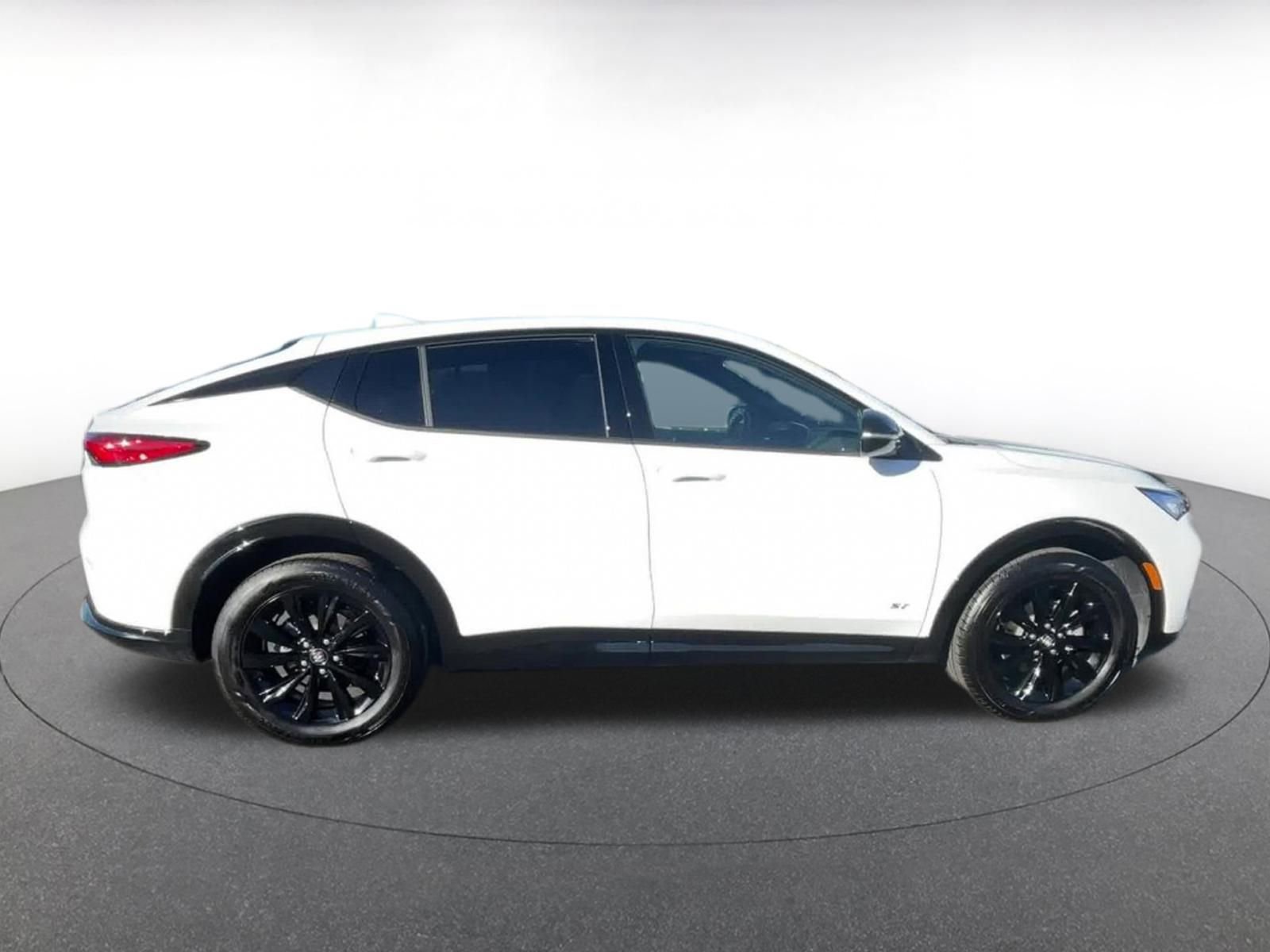 Used 2025 Buick Envista Sport Touring image 16