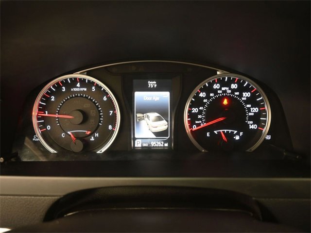 Used 2017 Toyota Camry SE image 6