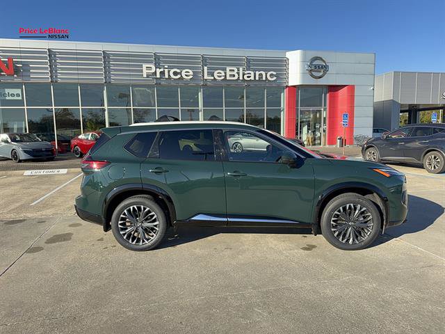 Certified 2026 Nissan Rogue Platinum w/ Platinum Premium Package AWD/4WD image 2