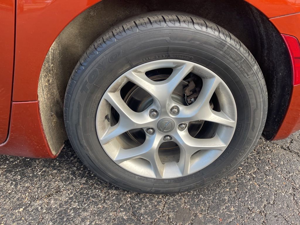 Used 2018 Chrysler Pacifica Touring Plus w/ Tire & Wheel Group image 12