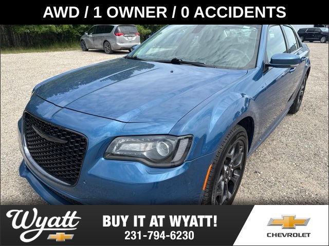 Used 2021 Chrysler 300 Touring L AWD/4WD image 1